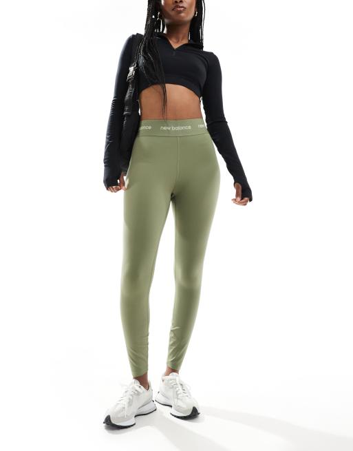 New Balance - Glatte og olivengrønne 25-tommers leggings med høj talje og logo-taljebånd