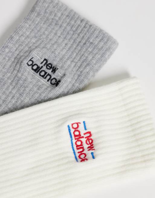 New Balance – Grå och vita, halvhöga strumpor med broderi, 2-pack, 3 av 3