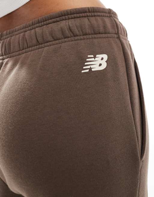 New Balance Graphic fleece jogger in brown, 4 of 5