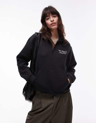 New Balance New Balance graphic half zip hoodie in black
