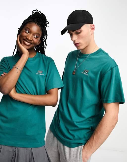 New Balance – Grön t-shirt med liten logga