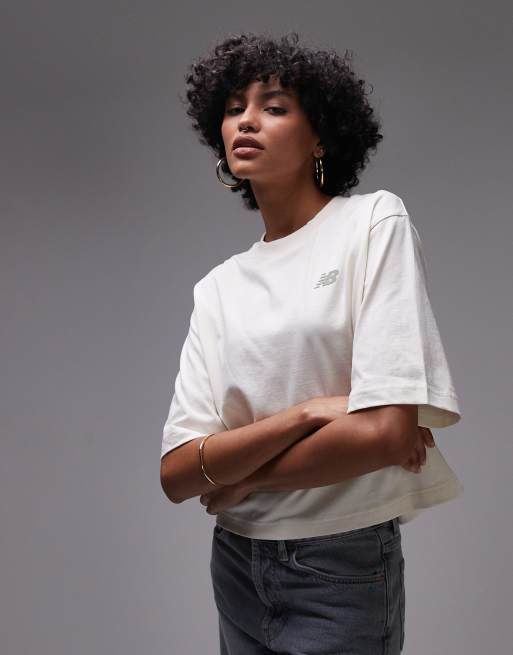 New Balance - Heritage - Ruimvallend T-shirt in beige, 2 van 4