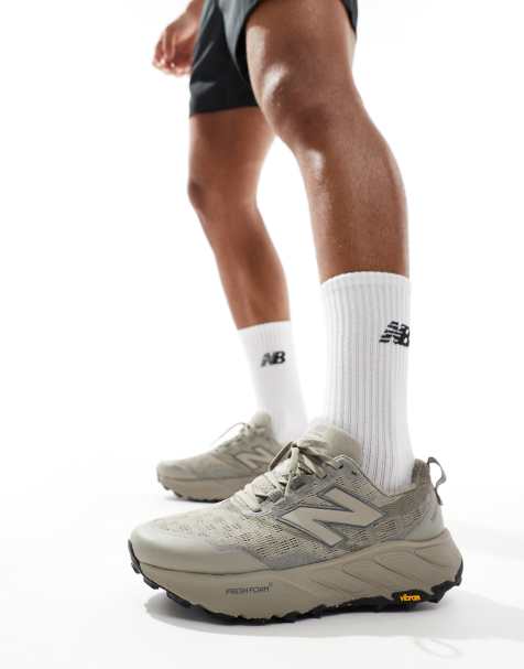 New Balance Hierro running trainers in brown - view 1