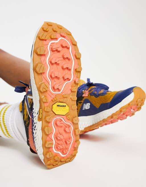 New Balance – Hierro Trail – Flerfärgade löparskor, 3 av 4