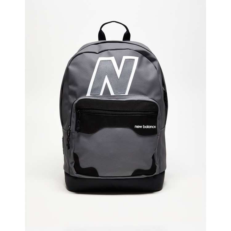 New Balance – Legacy – Rucksack in Grau ASOS