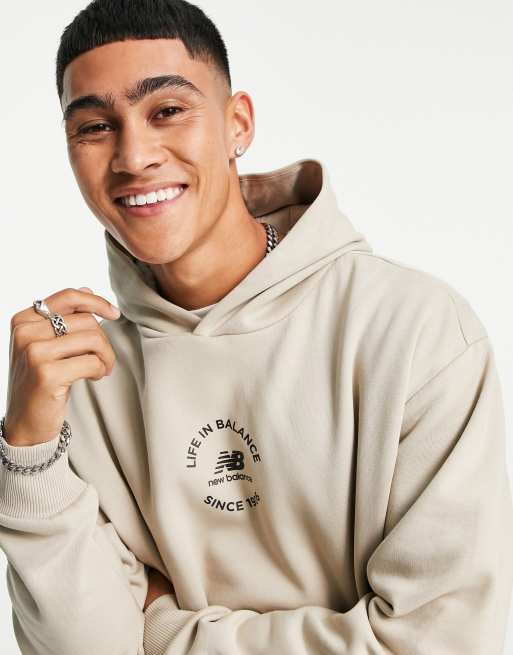 New Balance - Life In Balance - Hoodie in lichtbeige