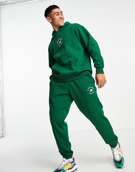 New Balance life in balance joggers in green