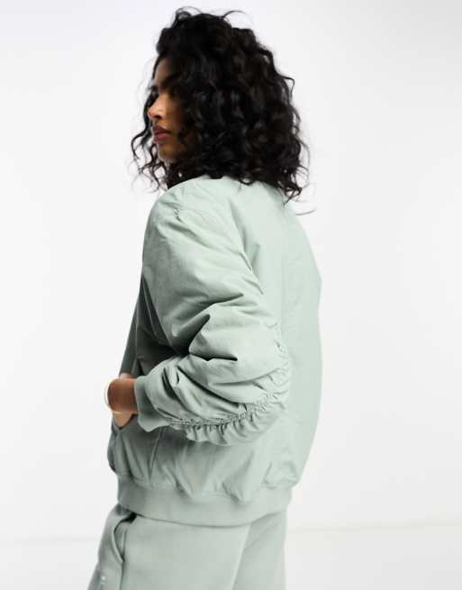 New balance bomber outlet
