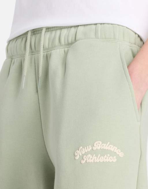 New Balance – Linear Heritage – Fleece-Hose mit Schlangenmuster und abgerundetem Beinschnitt, 4 von 4