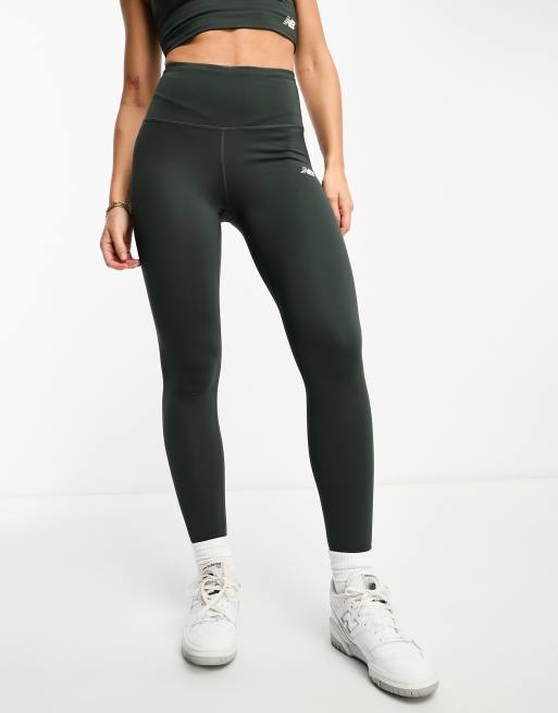 New Balance – Linear Heritage – Leggings in Dunkelbraun mit hohem