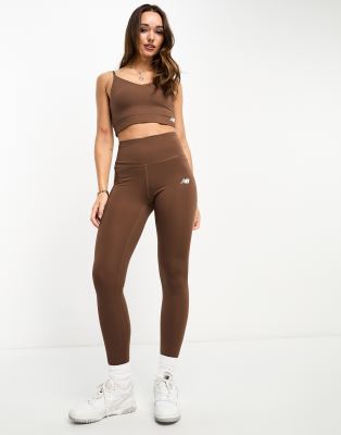 New Balance - Linear Heritage - Leggings in Dunkelbraun mit hohem Bund