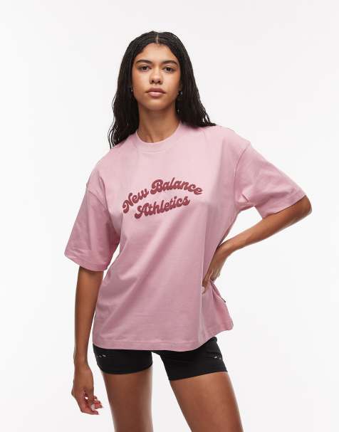 New Balance Linear heritage oversized t-shirt in pink - view 1