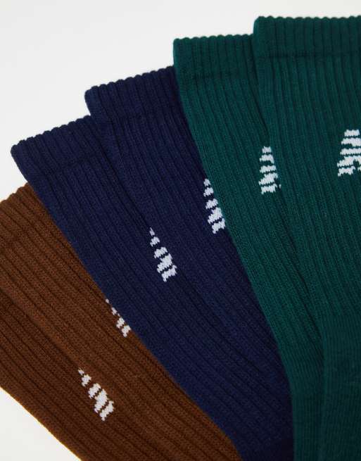New Balance logo 3 pack crew socks in khaki, navy and brown, 2 of 4