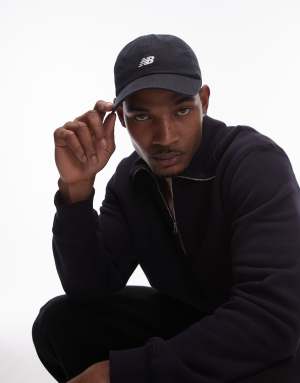 New Balance logo cap in black