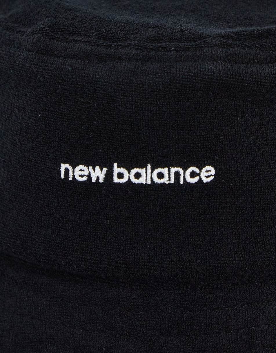 New Balance logo terry bucket hat in black | research.engr.tu.ac.th