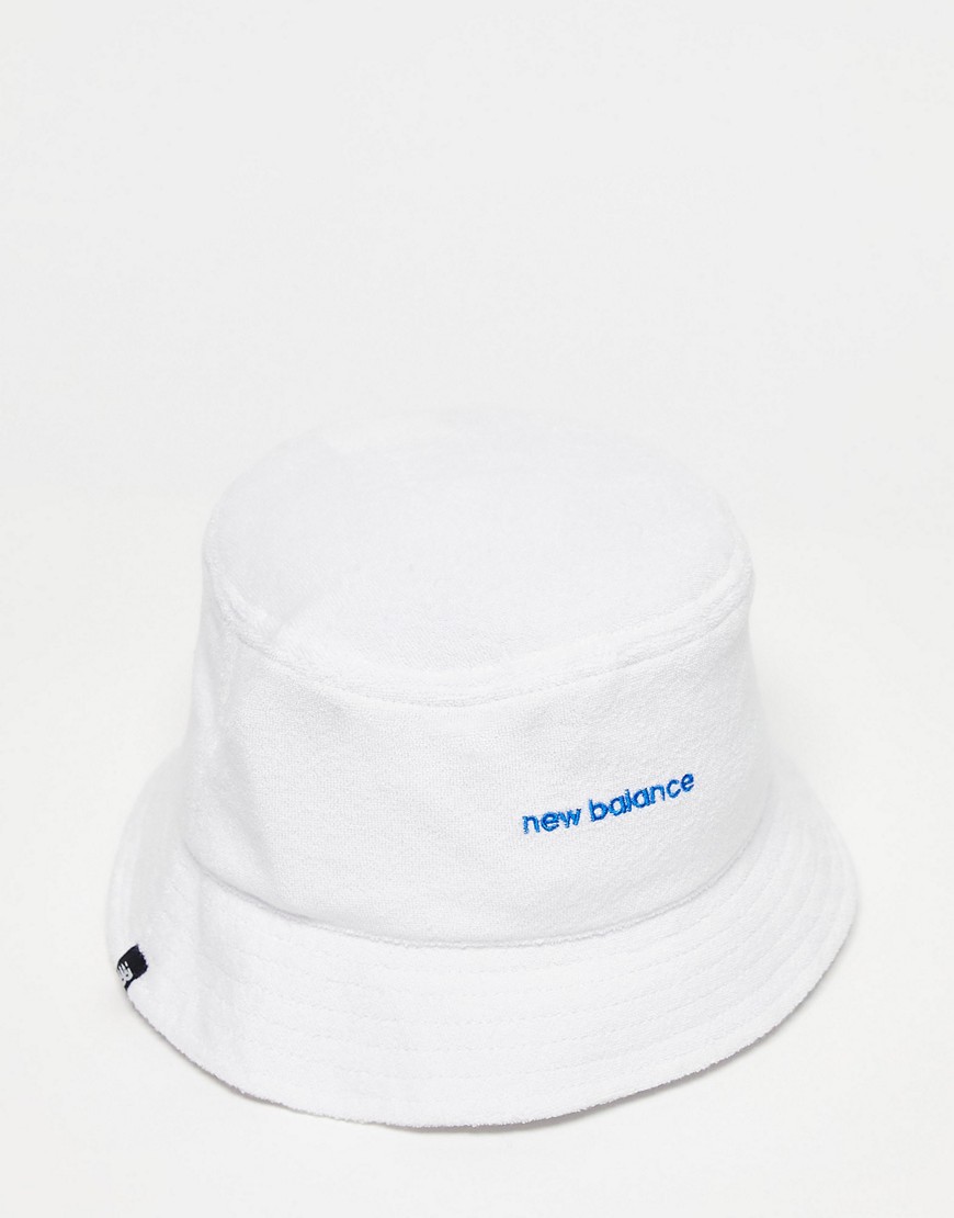 New Balance logo terry bucket hat in white