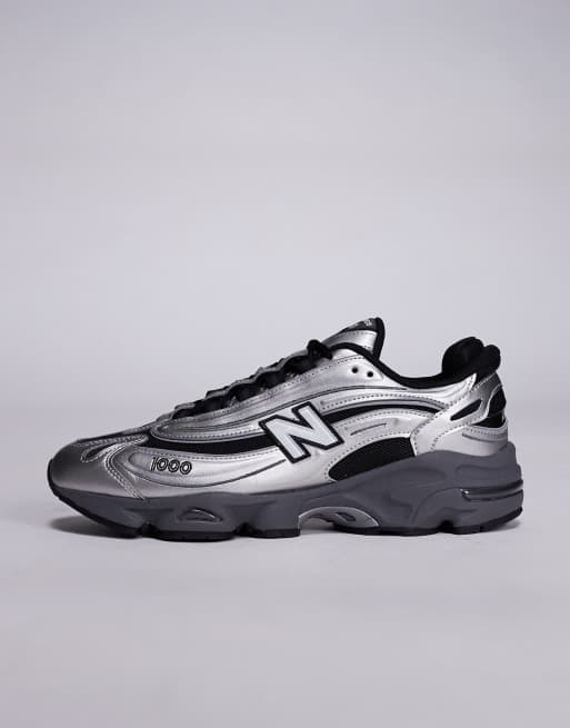 New Balance - M1000 - Uniseks sneakers in chroom, 2 van 5