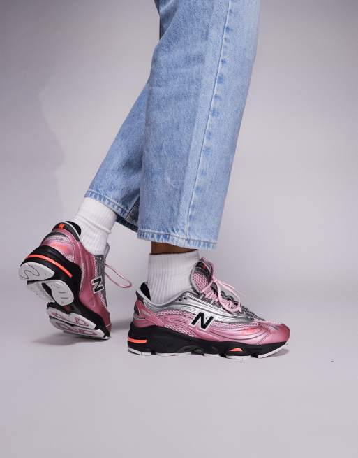 New Balance – M1000 – Unisex – Sneaker in Rosa und Silber, 5 von 5