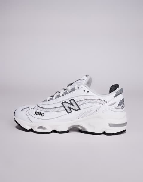 New Balance M1000 unisex trainers in white - view 2