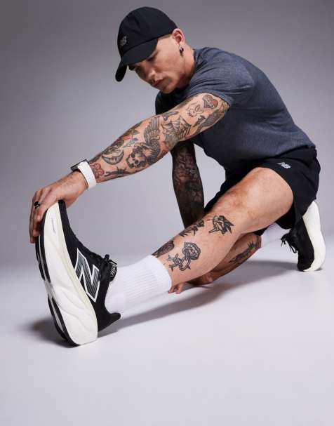 New Balance MOR running trainers in black - view 1