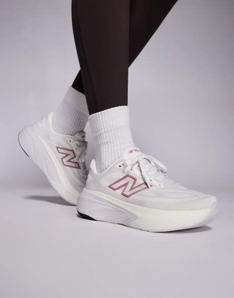 New Balance - More - Baskets de course - Blanc cassé et rose - view 1