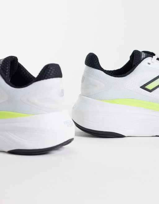 New Balance More hardloopsneakers in wit, geel en blauw, 2 van 5