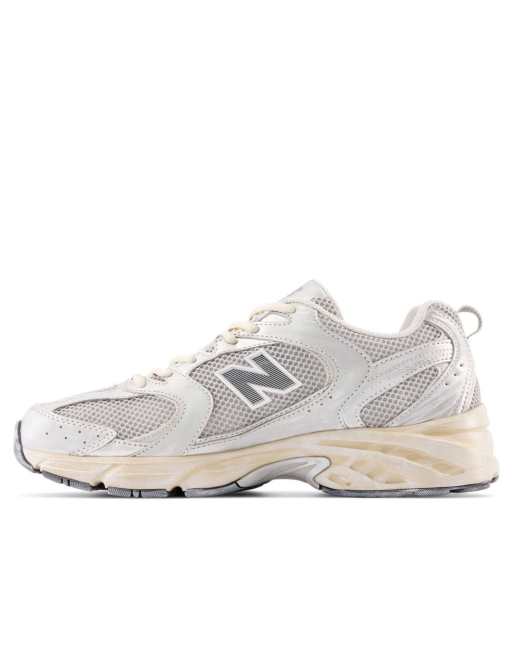 New Balance Mr530 trainers in grey, 3 of 4