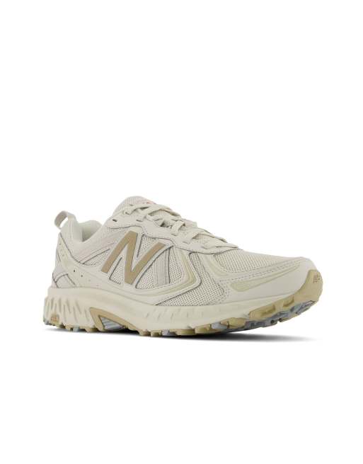 New Balance Mt410v5 trainers in moonbeam, 2 of 4