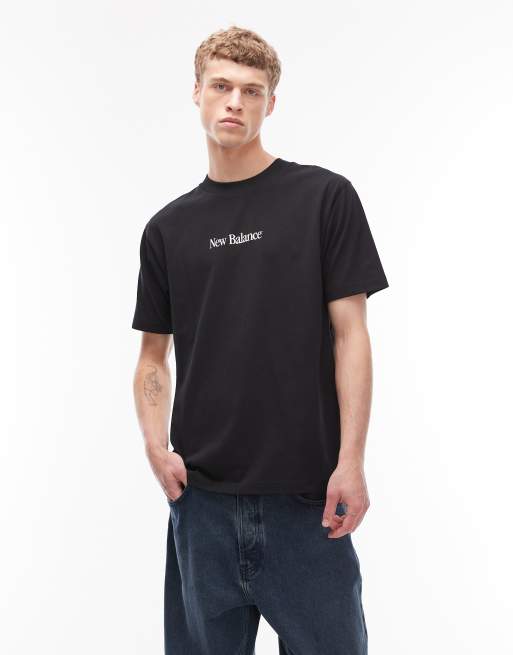 New Balance - N Collage - T-shirt in zwart, 3 van 5