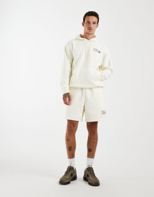 New Balance neu interpretierter Grafik-Fleece-Kapuzenpullover in Wollweiß, 3 von 5