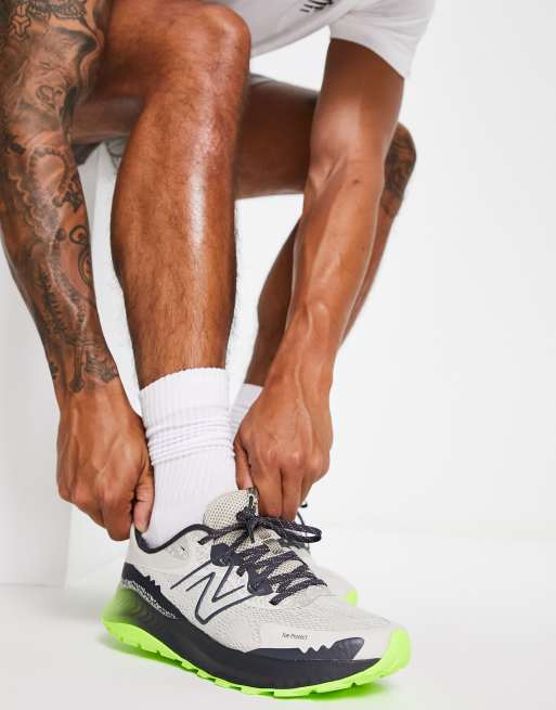 New Balance - Nitrel - Trail-sneakers i hvid og gul 