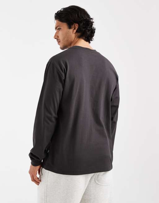 New Balance nocturnal long sleeve t-shirt in black, 2 of 5