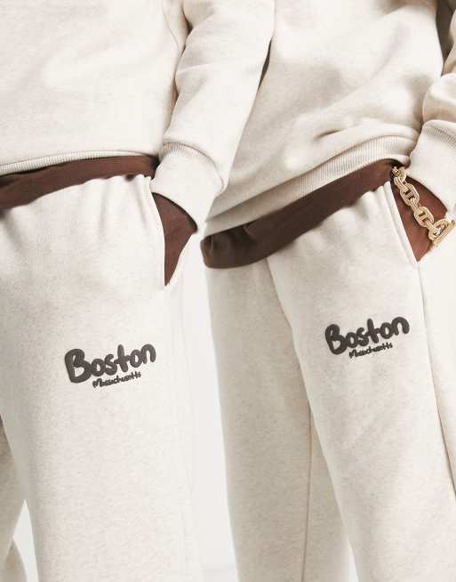 New Balance - Pantalon de jogging unisexe à inscription Boston - Gris, 3 de 4