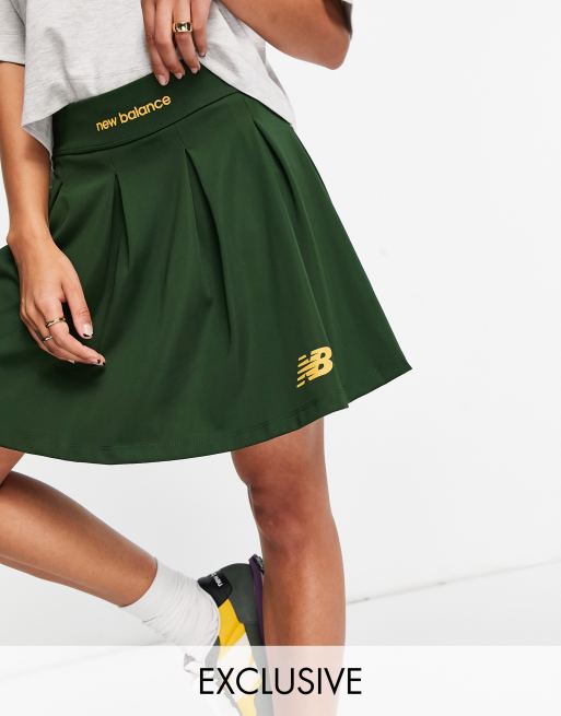 New Balance - Plooirok in groen - exclusief bij ASOS
