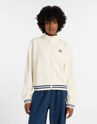 New Balance - Post Season - Pikee-Trainingsjacke in der Farbe Permafrost-Weiß