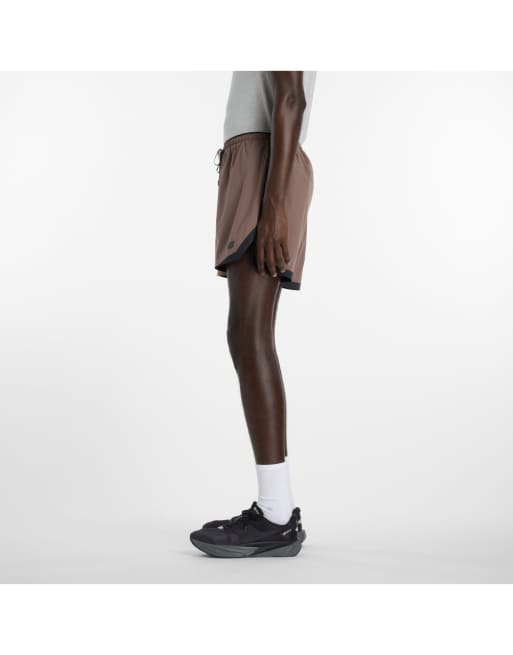 New Balance - RC - Pantalones cortos de 5" marrón cortado básicos, 2 de 4