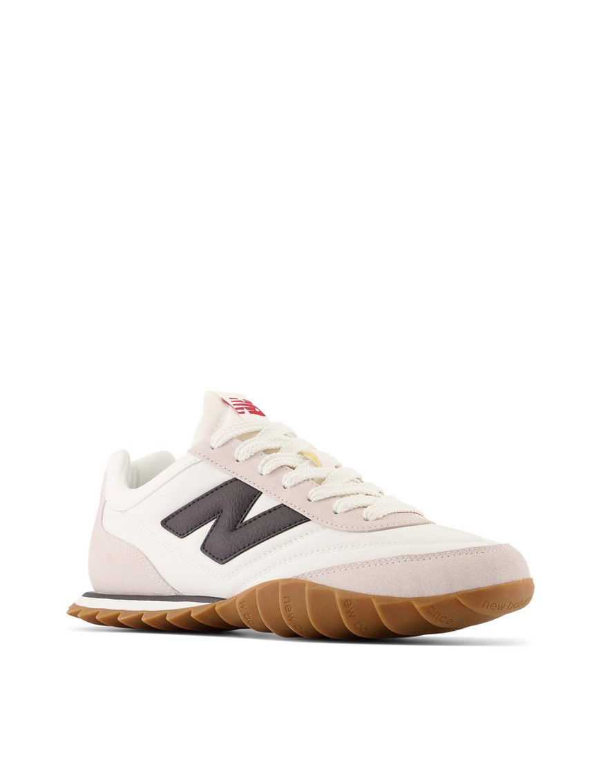 New Balance RC30 trainers in white and black