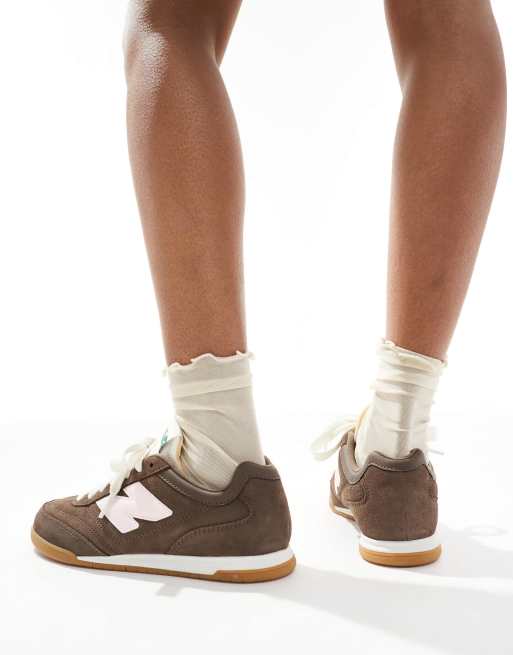 New Balance RC42 sneakers in brown and pink with gum soles  display picture 1