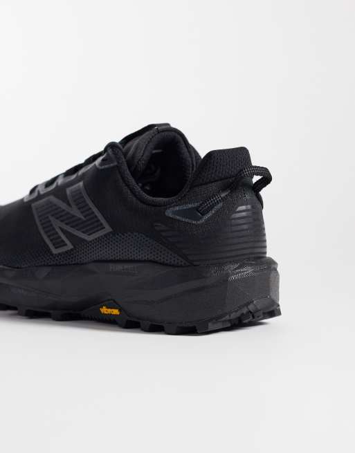 New Balance Rebel Trail Sneaker in Schwarz, 4 von 5