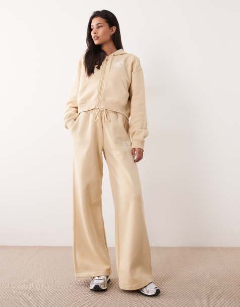 New Balance – Reimagined – Fleece-Hose in Braun - view 1