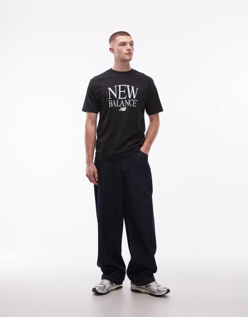 New Balance - Reimagined - T-shirt nera con grafica, 2 di 5