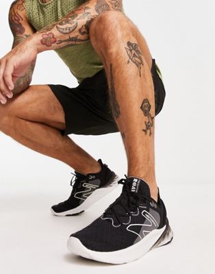 New Balance Roav running trainers in black and white  - ASOS Price Checker