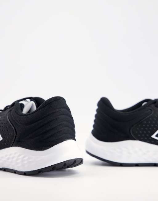 New Balance Running 520 in black | ASOS