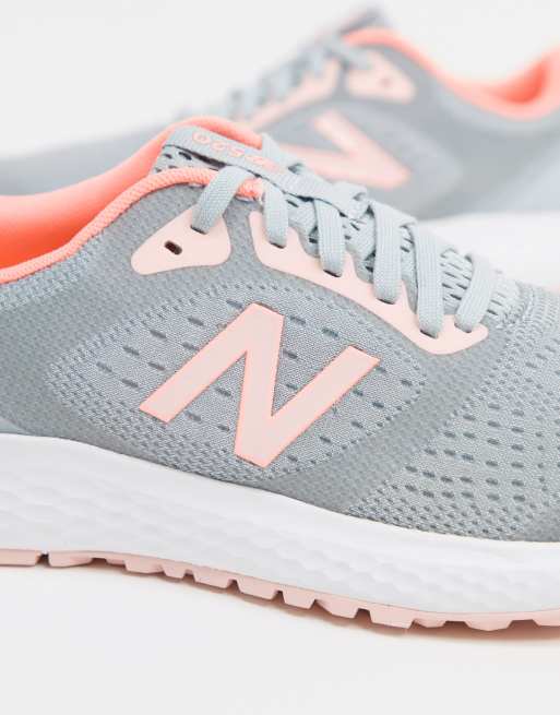 New Balance Running 5 V6 Sneakers In Grijs En Roze Asos
