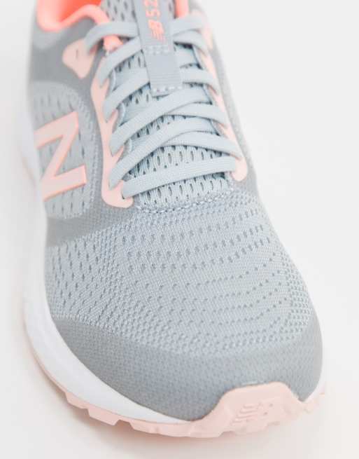 New Balance Running 5 V6 Sneakers In Grijs En Roze Asos