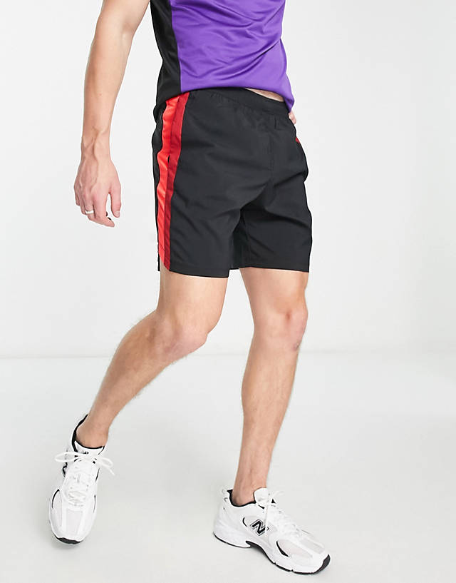 New Balance - running accelerate 7 inch shorts in black and red