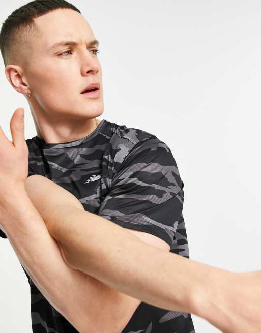 New Balance - Running Accelerate - T-shirt in stampa mimetica nera, 3 di 4