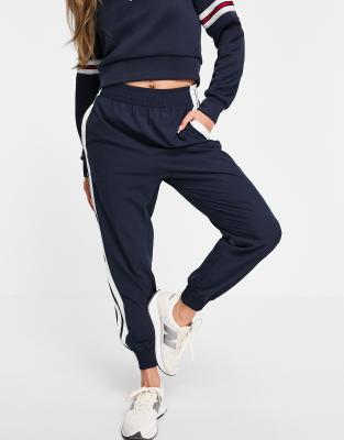 new balance navy joggers