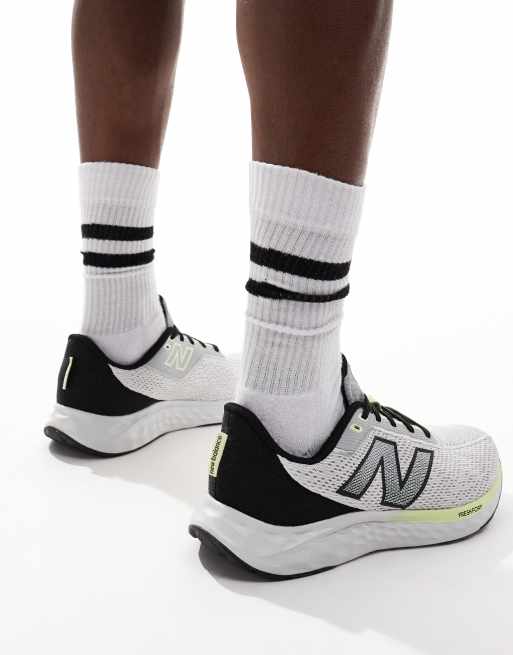 New Balance - Running - Arishi - Sneakers in grijs, 3 van 5