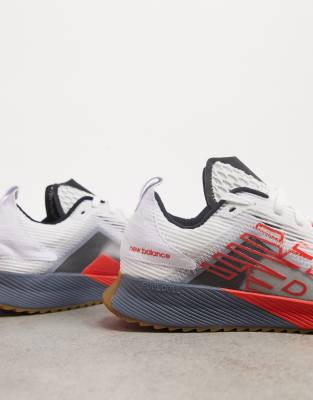 new balance running trainers